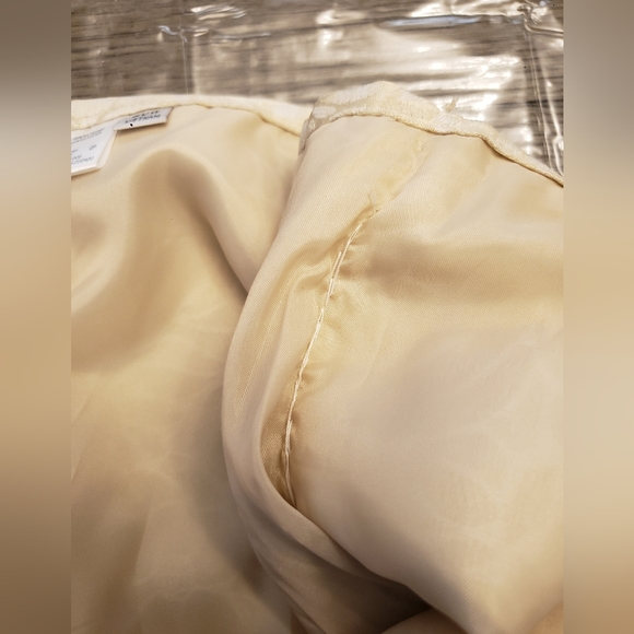 Champagne/Cream Floral Motif Suit - Picture 9 of 9